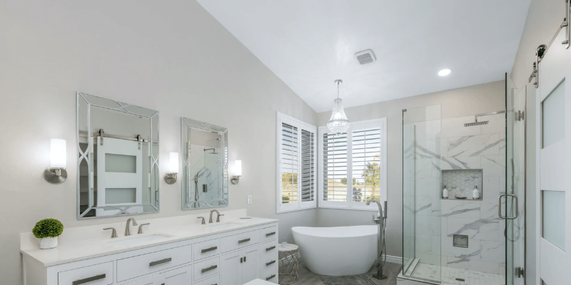 bathtub hanging light