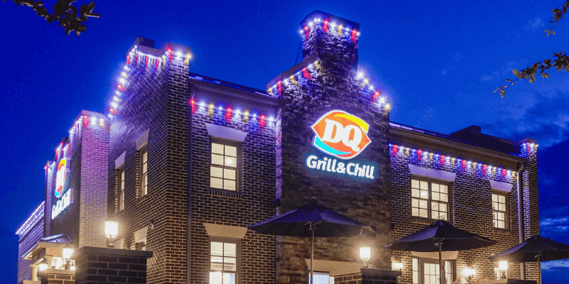 commercial permanent outdoor lights