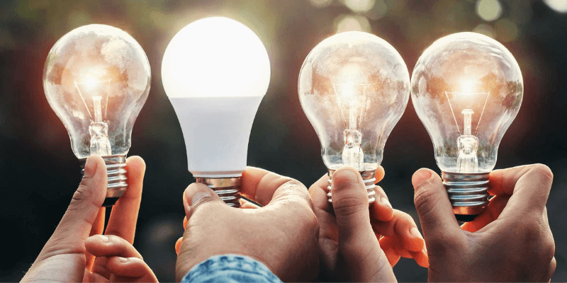 traditional bulbs vs smart led bulbs